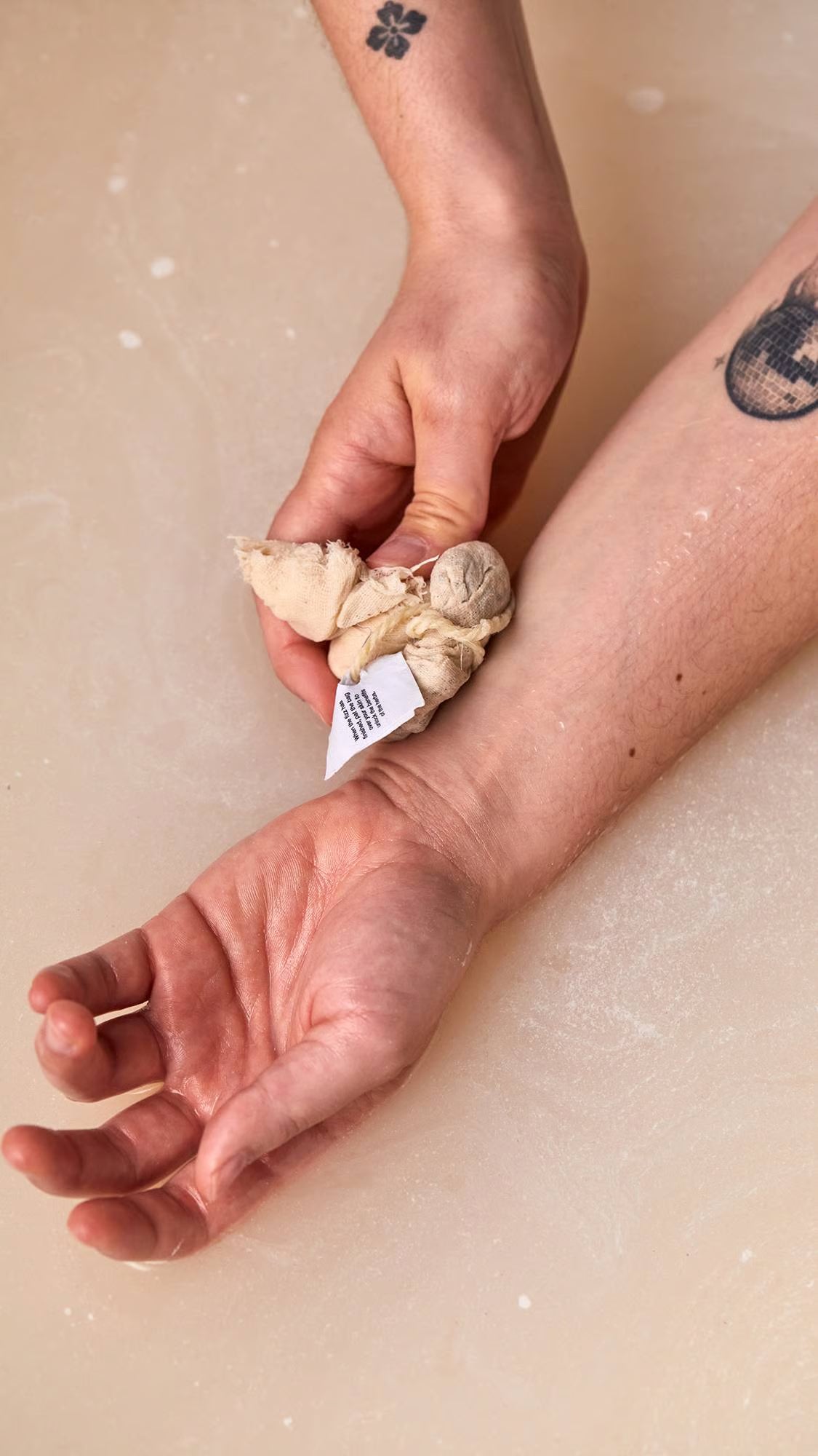 Moisturising Coconut And Mullein Cataplasm