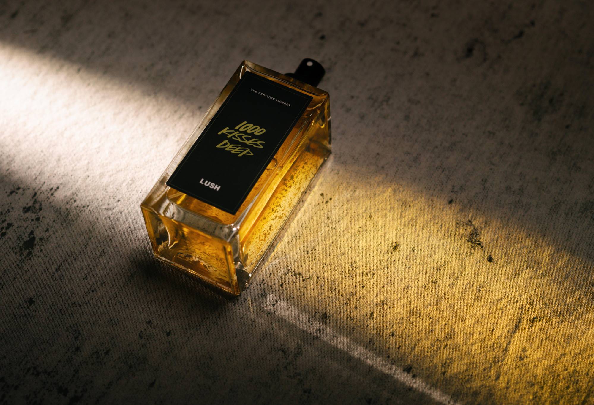 GOLD LUSH  New – Lush