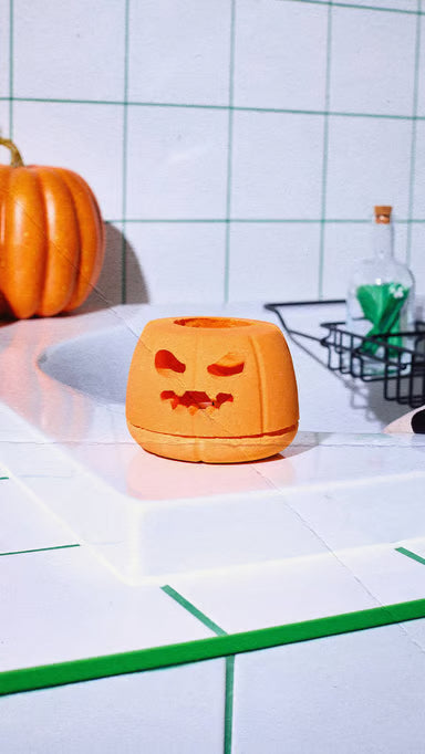 The Pumpkin Tealight